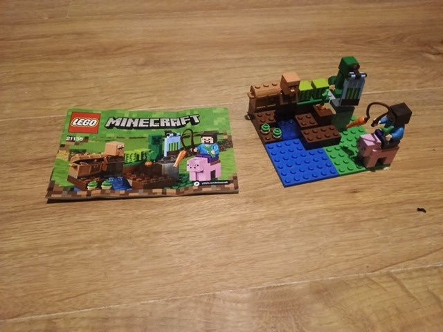 LEGO Minecraft 21138
