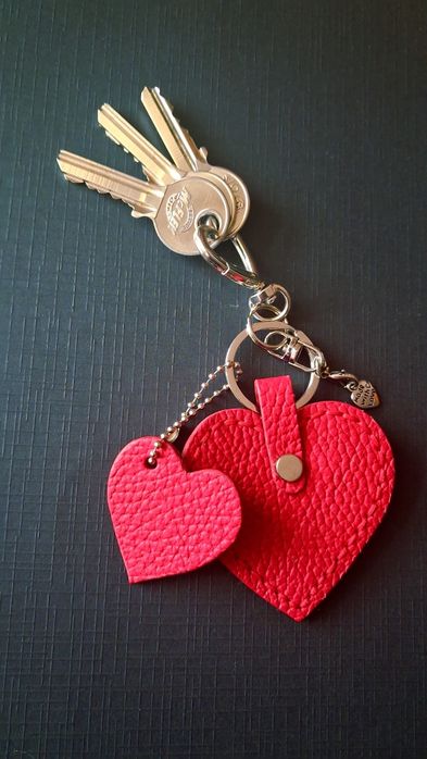 Prezent na Walentynki /serduszko / brelok do kluczy/zawieszka do toreb