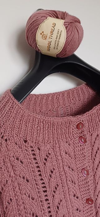 Sweter NOWY -  90% wełny