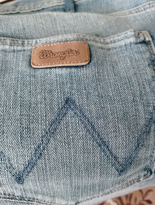 Spodnie Wrangler damskie nowe