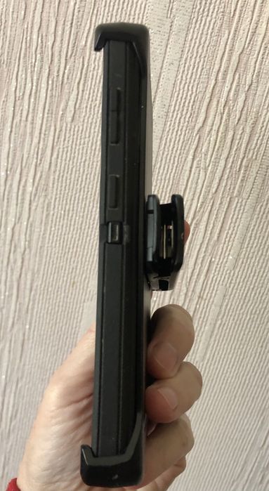 Otterbox Defender протиударний чохол на Samsyng S21 та iPhoni 12