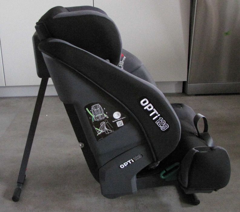 Foteli Klippan Opti129 RWF