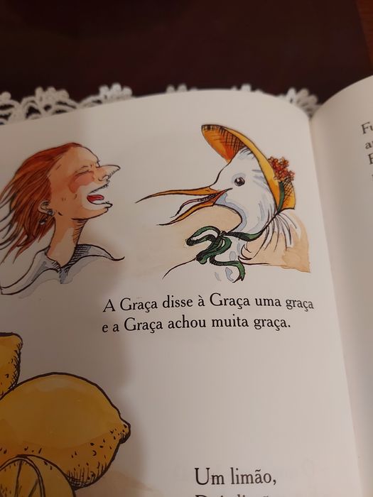 Livro "Destrava Línguas" p/ crianças do 1° Cliclo.