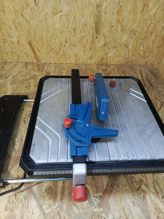 Przecinarka do glazury na wodę