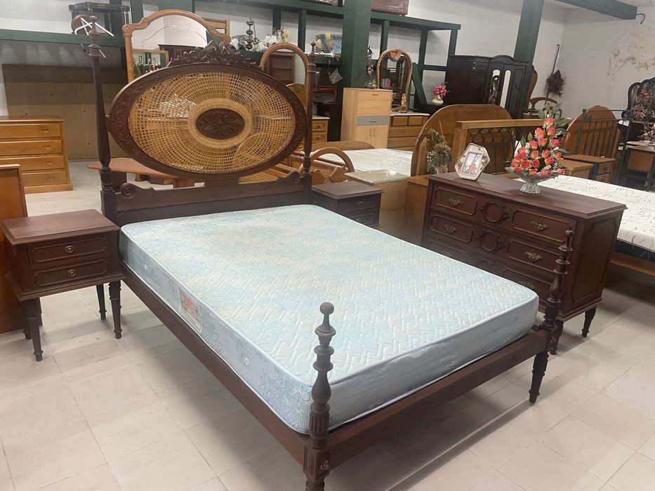 Vendo mobília de quarto de casal