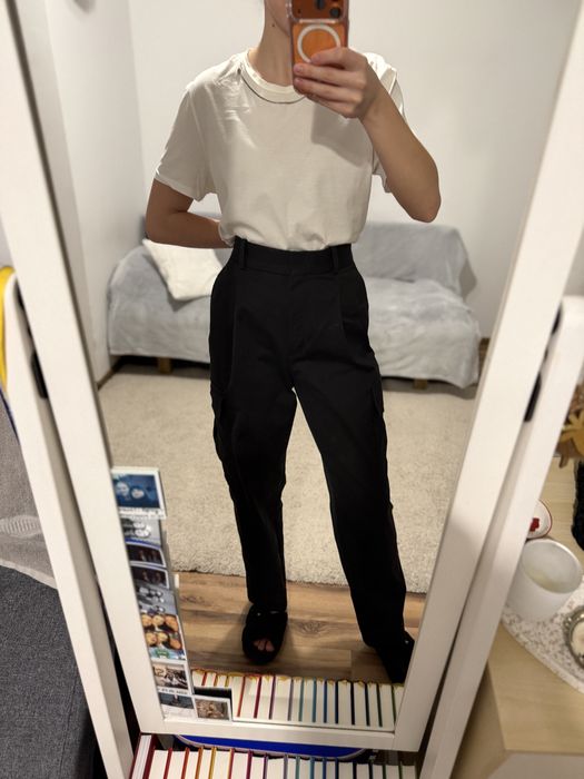 Czarne spodnie cargo Massimo Dutti, M