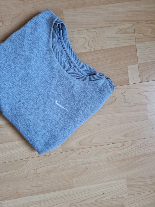 Bluza Nike Classic
Rozmiar:S Proszę sugerować się wymiarami:
Szerokość