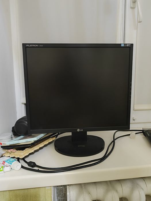 Монитор LG Fletron L1952s