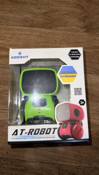 Робот з голосовим управлінням ( AT-robot)