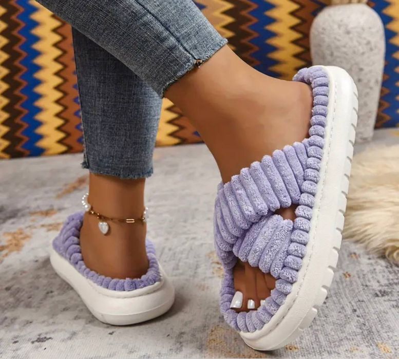 Капці жіночі тапки