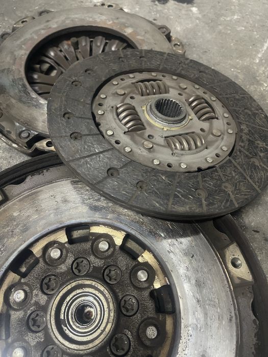 Mercedes 2.2 2.7 cdi sprzęgło kołodwumasowe komplet
