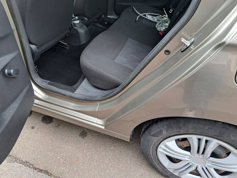 Продам экономное авто
