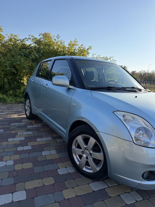 Продам власний автомобіль Suzuki Swift