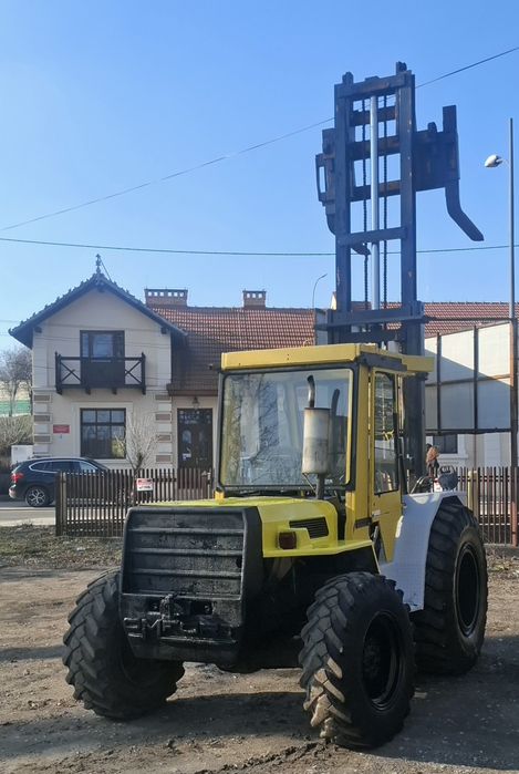 Wozek widłowy terenowy omfort 4x4 super stan