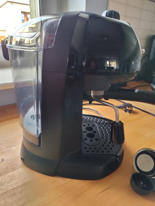 Ekspres ciśnieniowy kolbowy DeLonghi 15 bar
