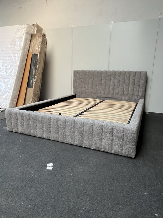 Nowe łóżko sypialniane SOFIE