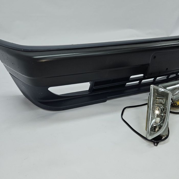 Бампер передній Mercedes Benz W201 190 W190 AMG Gen2  АМГ