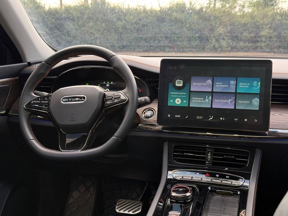 Продам авто електромобіль Skywell ET5 72 кВт