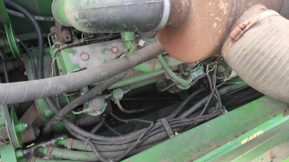 Продам зерновий комбайн John Deere 1170