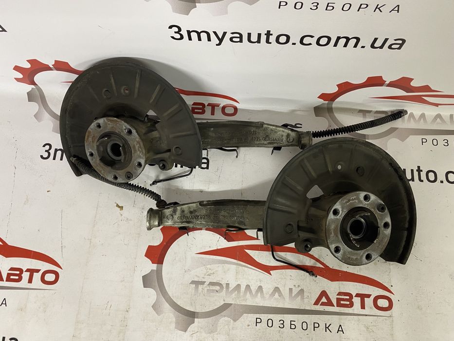 Цапфа (поворотный кулак) audi q7 4l 2015 7P6407245A 7P6407246A