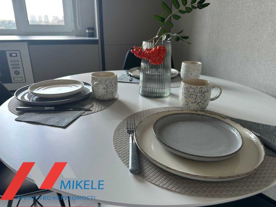 Без% Оренда 3к82м2 Микільсько-Ботанічна 17/19 Університет Бот.сад