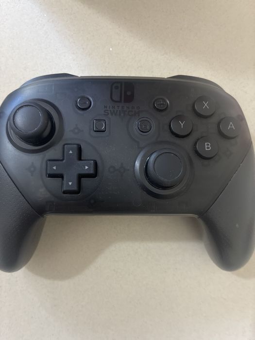 Nintendo Switch Pro Controller