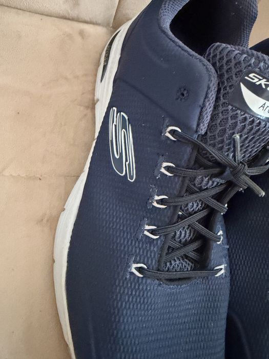 Meskie skechersy roz 42 wkl 28