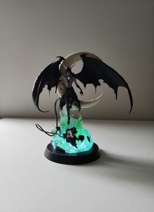 Фігурка Ulquiorra (Bleach) 40 см LED, нова в коробці