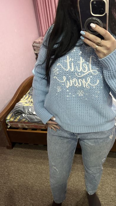 Свитер зимний красивый голубой