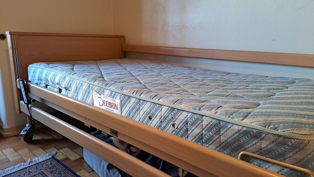 Cama articulada elétrica