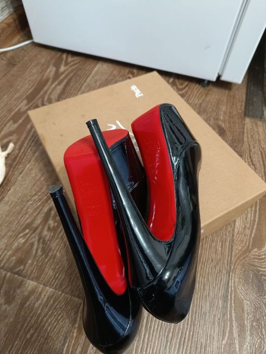 Christian Louboutin Patent Jamie 160