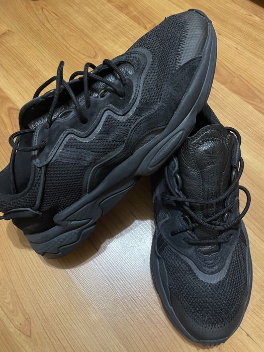 Мужские кроссовки adidas Ozweeego размер 46 стелька 30 см.
