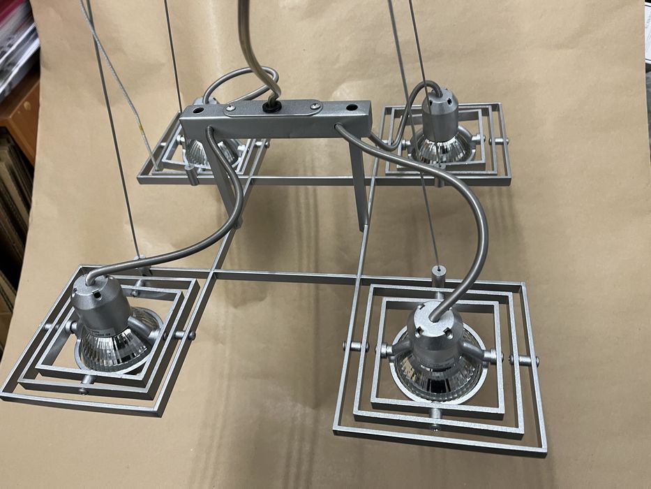 Candeeiro de tecto 4 lampadas suspenso