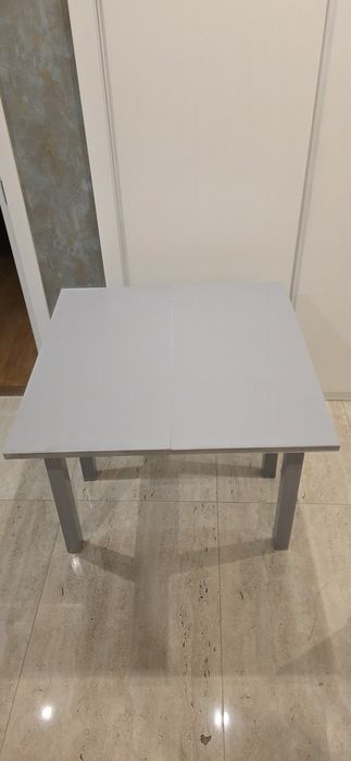 Mesa de cozinha dobrável como nova