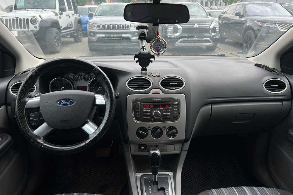 Ford Focus 2011