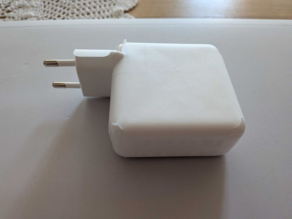 Oryginalny zasilacz Apple 70 W. Nowy. Macbook Pro, Air, Neo i inne