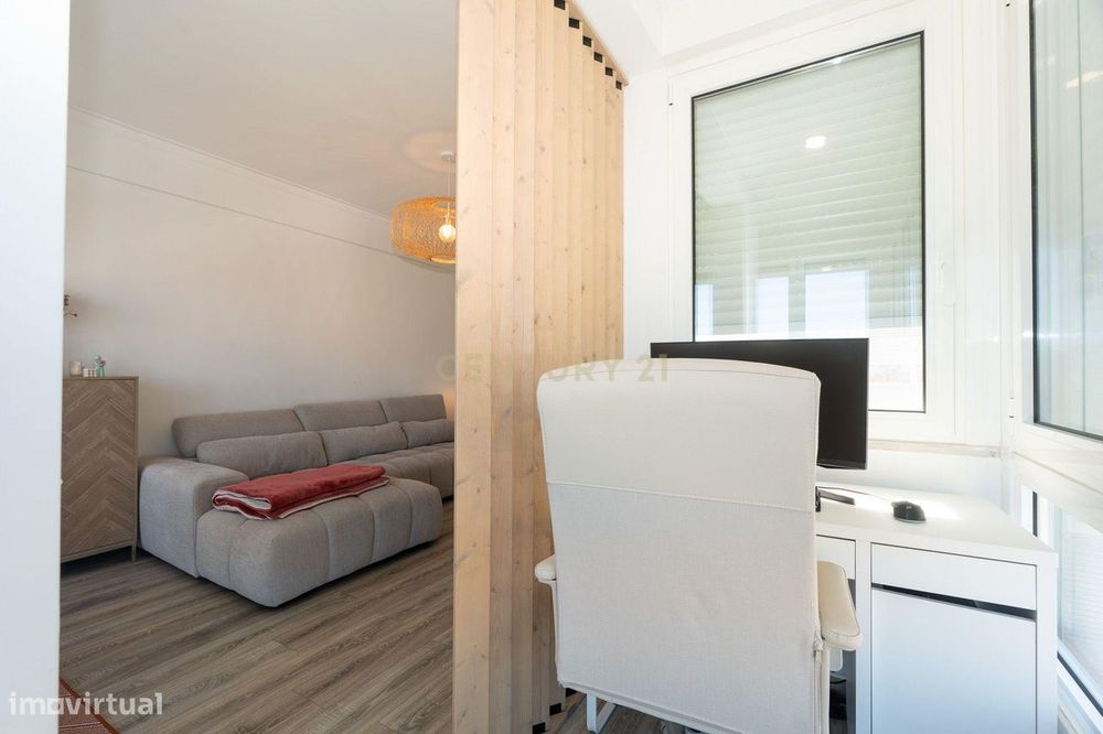 ** Espectacular Apartamento T2 Perto Do Metro De Odivelas **