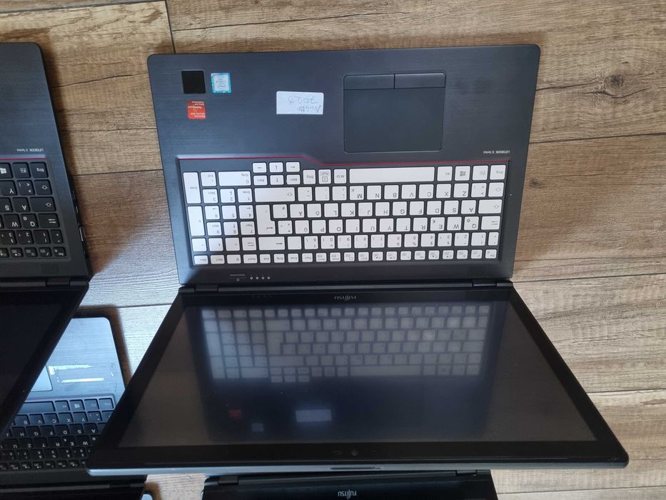 10 sztuk laptopów i5/ddr4/15,6" fullhd dotykowa