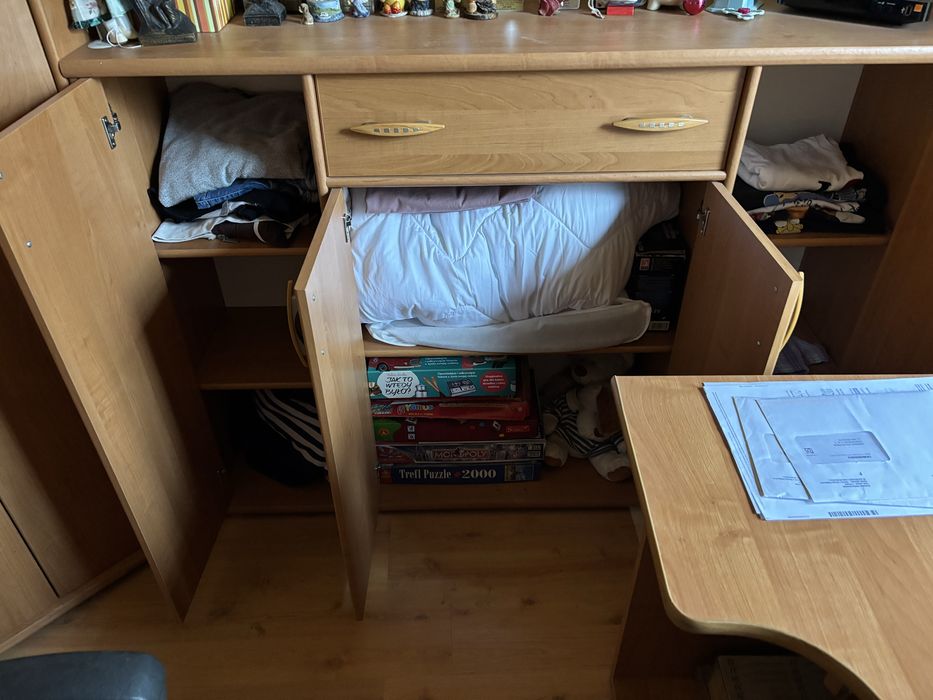 Meble pokojowe młodzieżowe