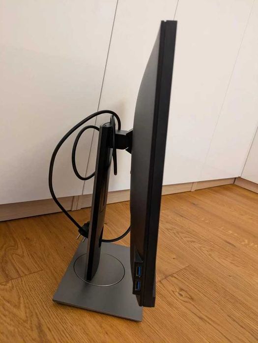 Dell P2418D •"24"•2K QHD Professional серія • "|2560 x 144024"|USB-HUB