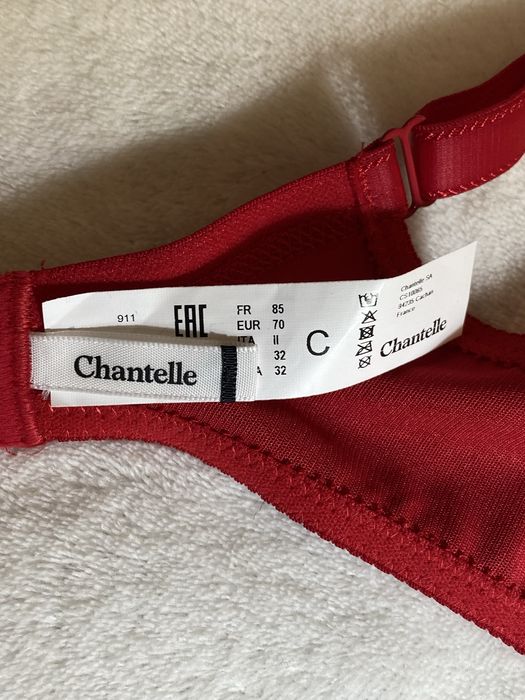 Chantelle !2031YU biustonosz z fiszbinami 70C czerwony perłowy nowy z metką