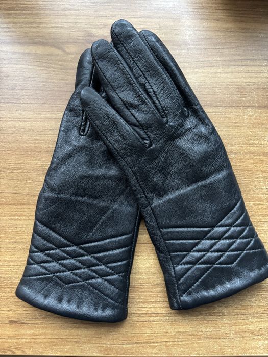 Czarne skórzane rękaiwczki damskie
