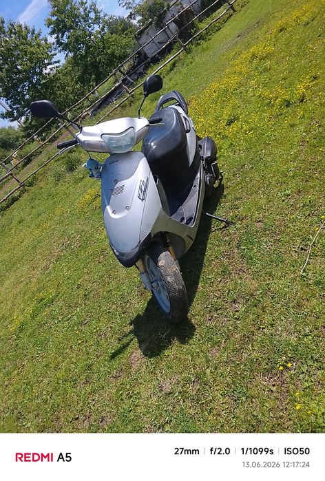 Скутер suzuki lets