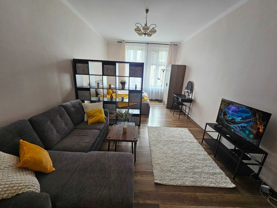 Do wynajecia na doby piękny duży apartament w Kraków- Centrum do 7 os. Terminy: