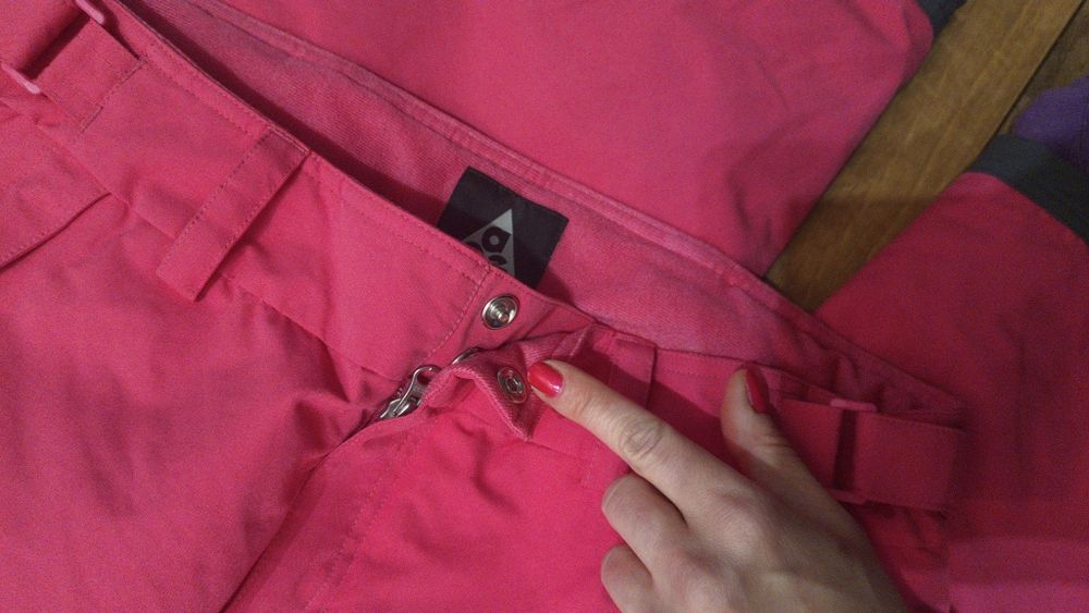 Spodnie Nike Gore-Tex na snowboard narty