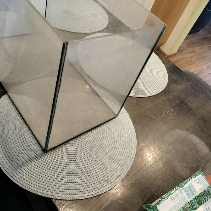 Akwarium proste około 32 litrowe