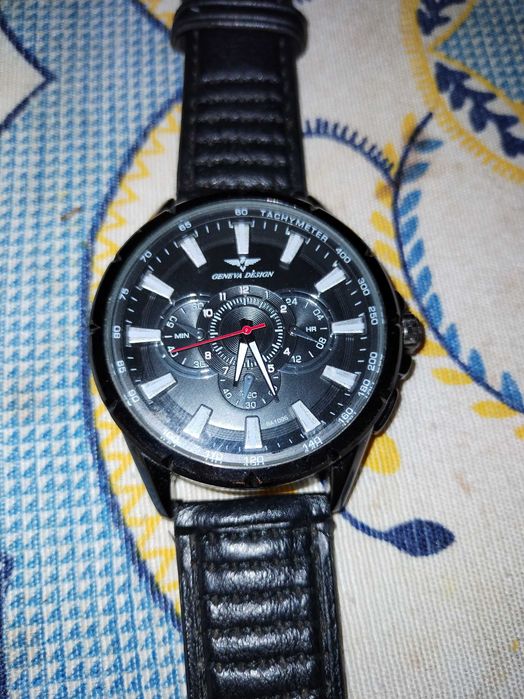 Relógio  novo 18€