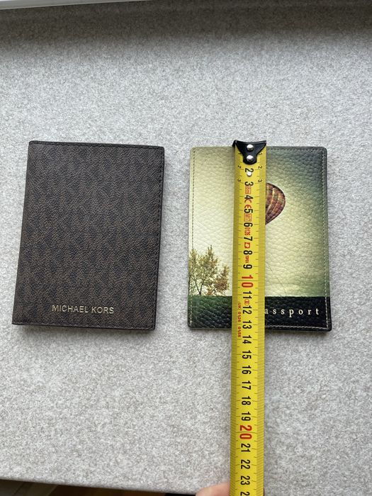 Обкладинка на паспорт