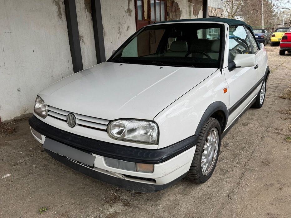 Volkswagen Golf 3 Cabrio AVANTGARDE jasne skóry 1.8L 90KM 173Tkm biały