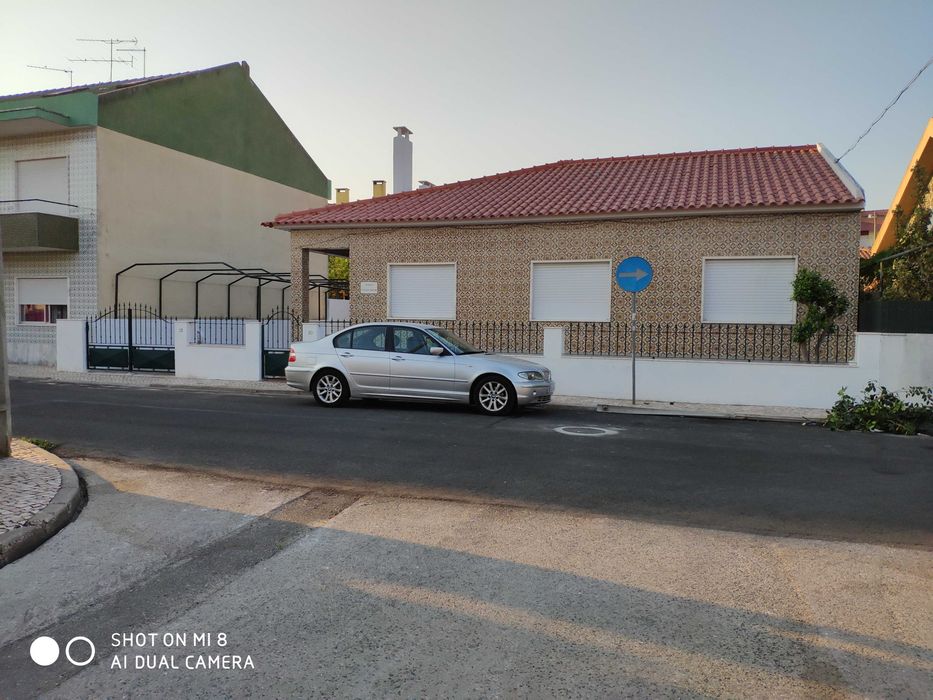 Aluga-se quartos exclusivamente Professores -Porto Alto/Samora Correia